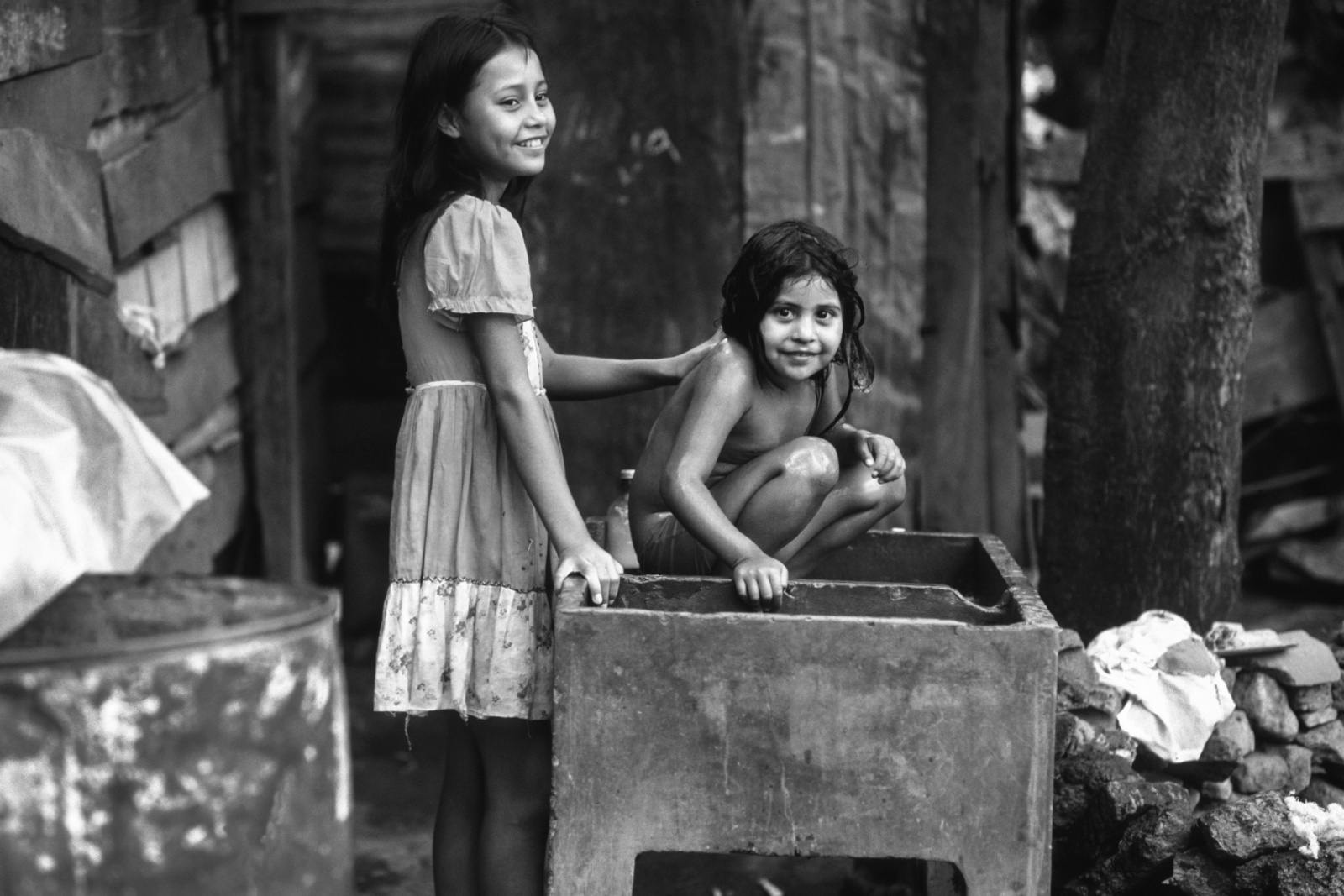 Nicaragua, bambini nel barrio a Managua