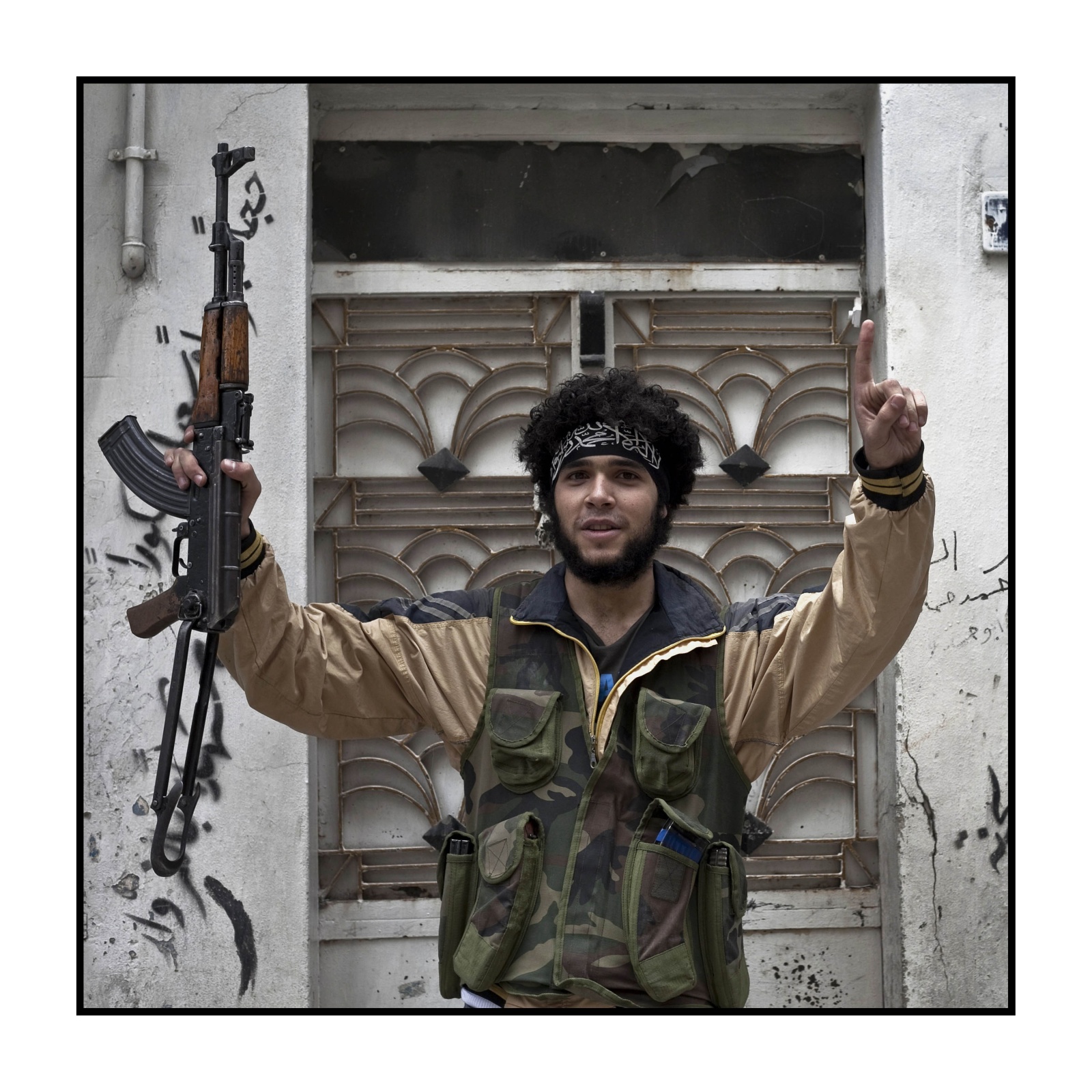 Syria, Aleppo - Prima linea del fronte nel quartiere di Bustan Al Bascia con Free Syrian Army - Mohammed 20 anni combattente