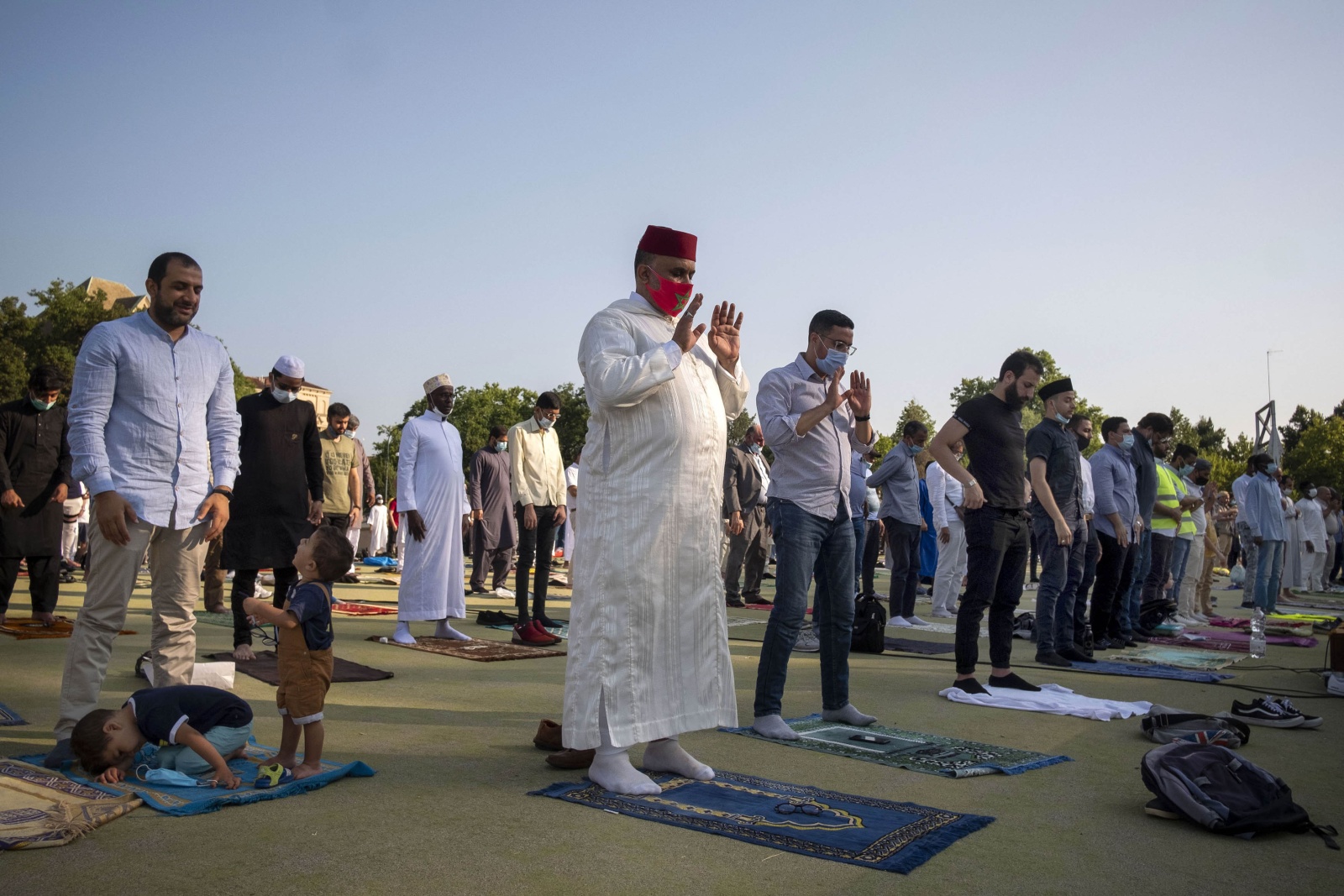 La festa del Sacrificio: “Eid al-Adha”, al parco del Valentino di Torino in osservanza al decreto di distanziamento per la pandemia Covid19