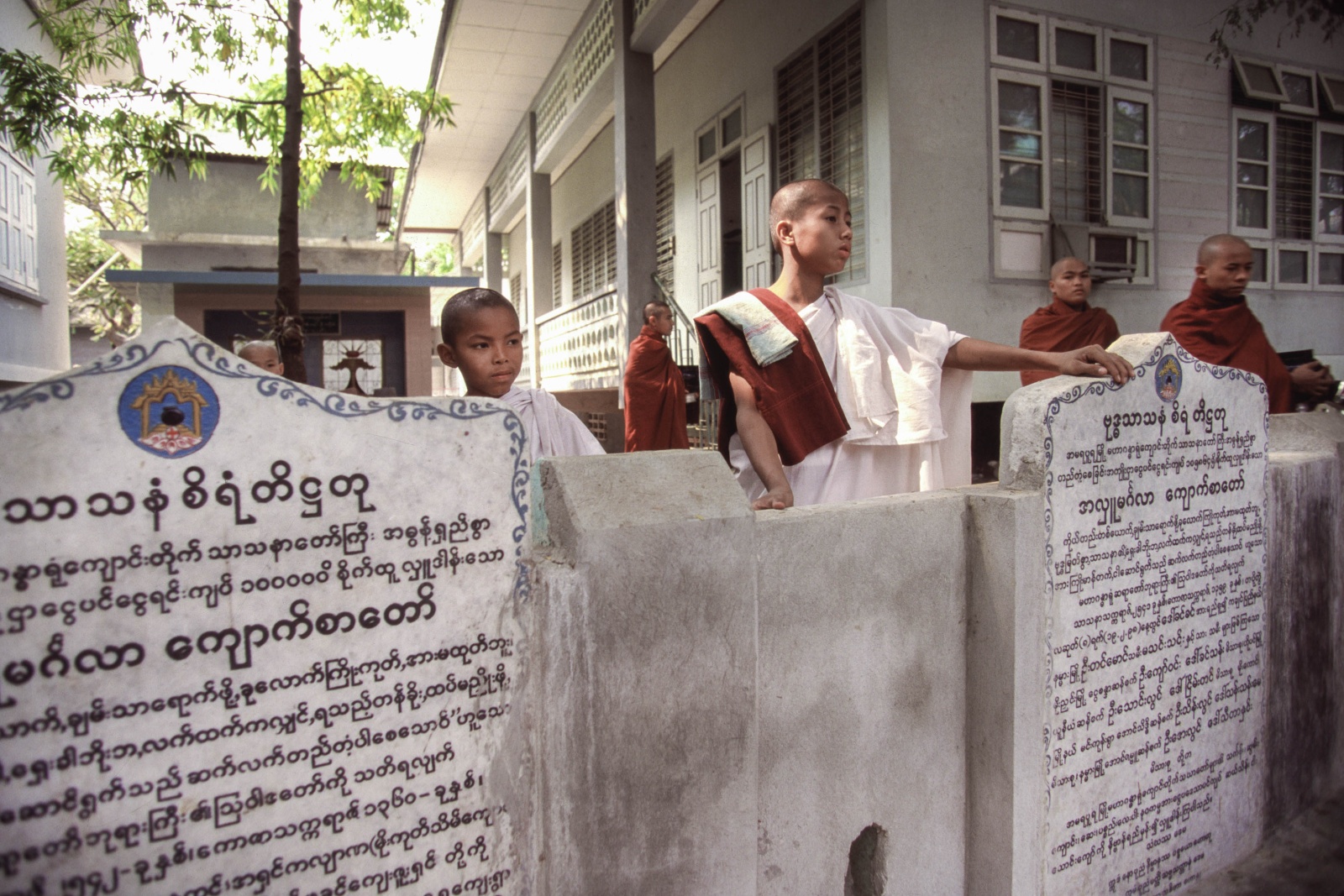 Birmania, giovani monaci del monastero di Mahagandayon