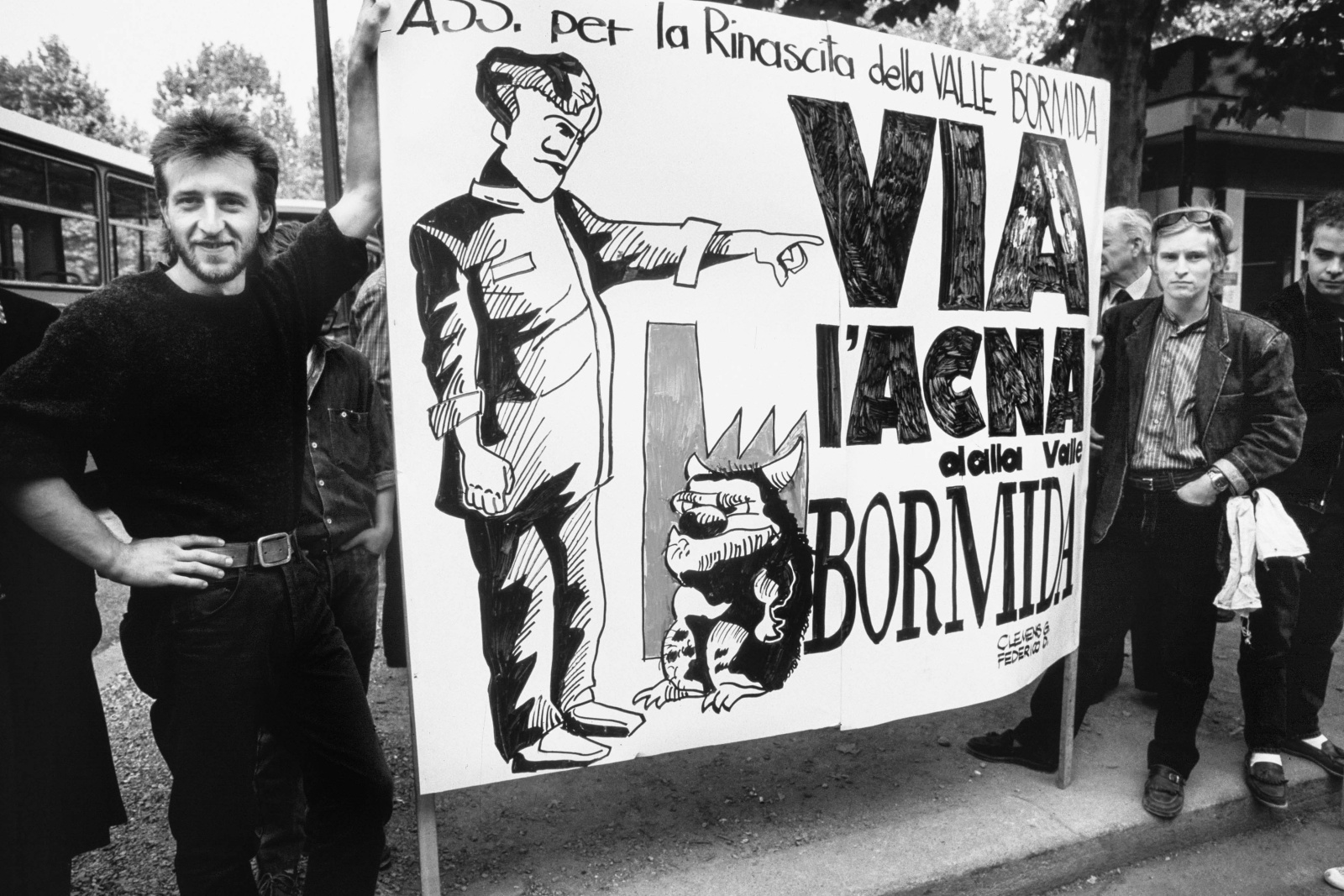 Manifestazione degli abitanti della valle Bormida nel 1989 di protesta contro lo stabilimento dell’Acna