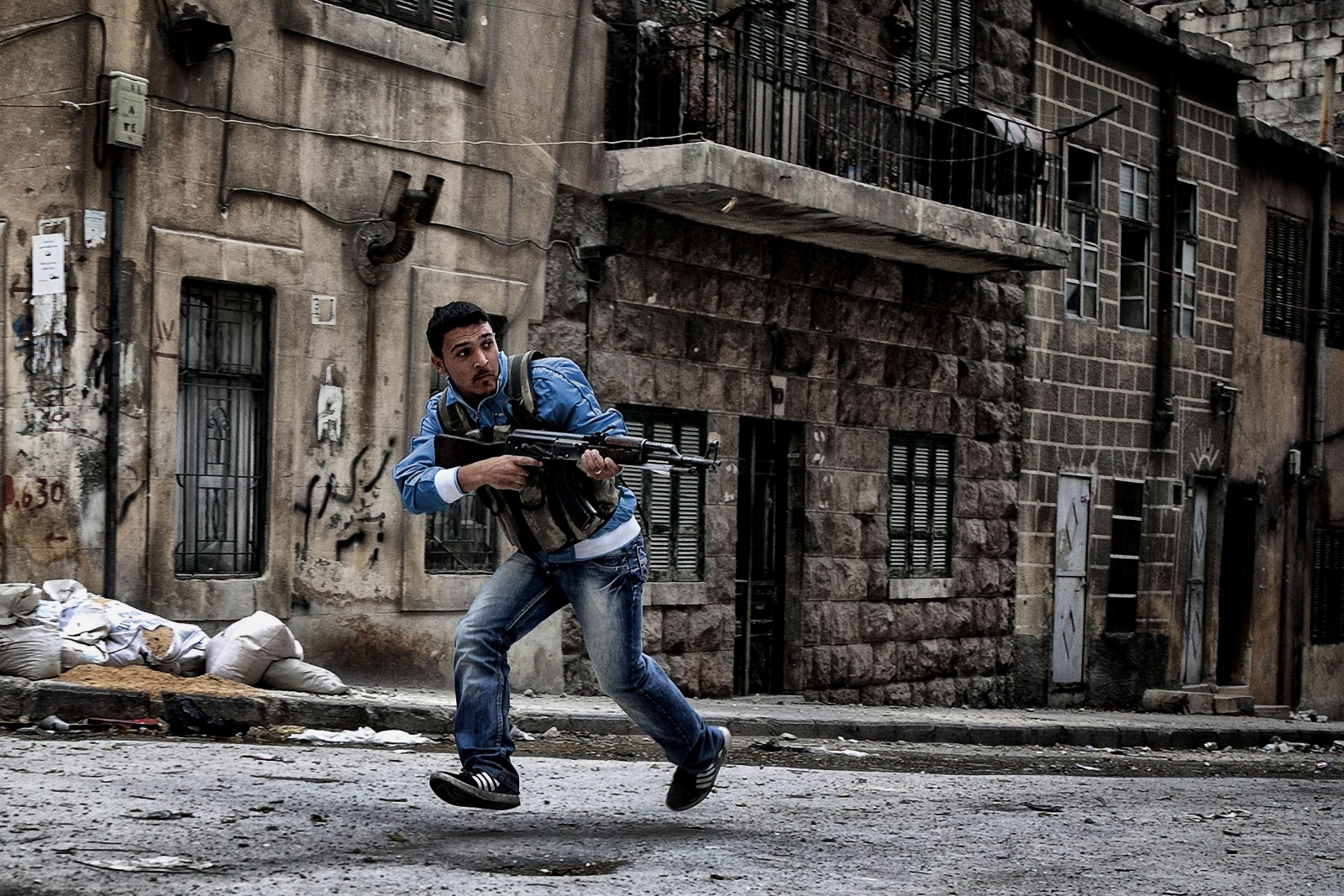 Syria, Aleppo - Combattimenti nel quartiere di Bustan Al Bascha con Free Syrian Army